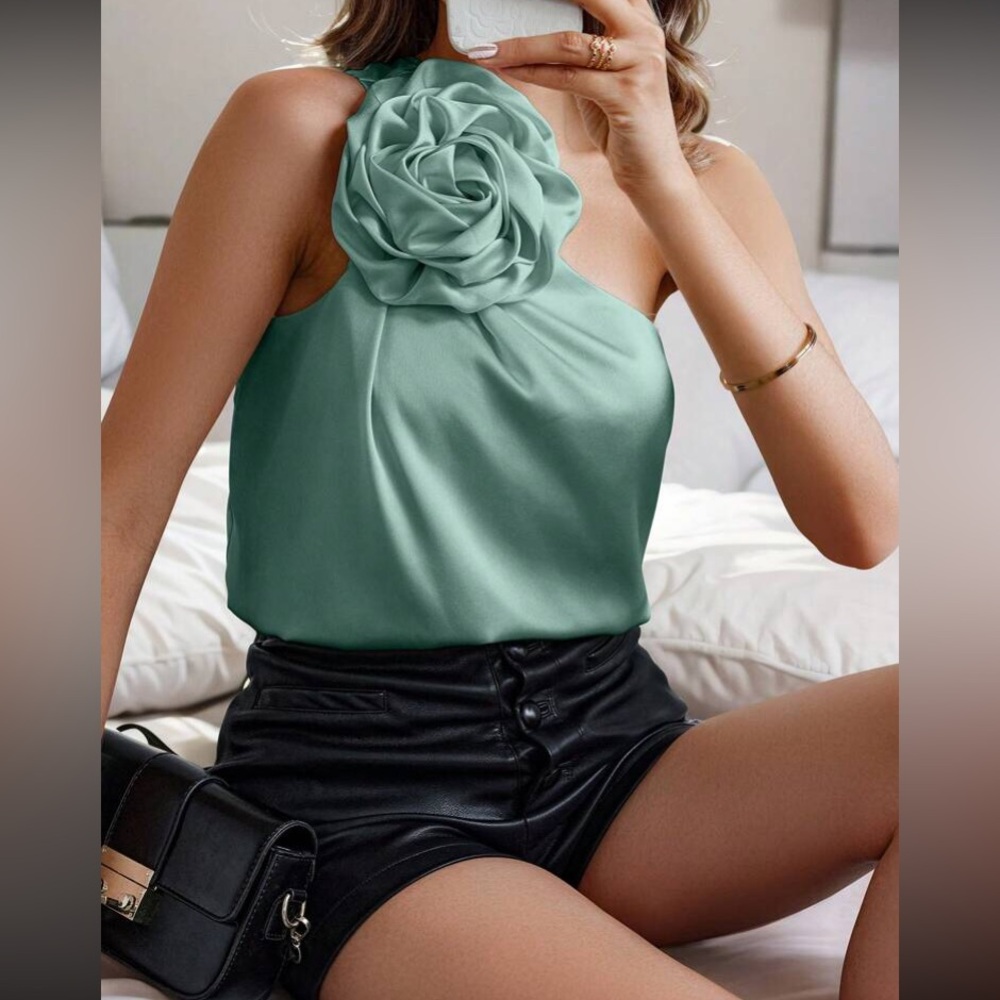 Elegant Mint Green Floral Top